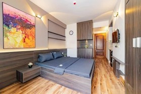 Cho thuê nhà nguyên căn tại Đội Cấn, DT 120m2 x 6T, ô tô đỗ cửa. Giá cho thuê 28 triệu/tháng